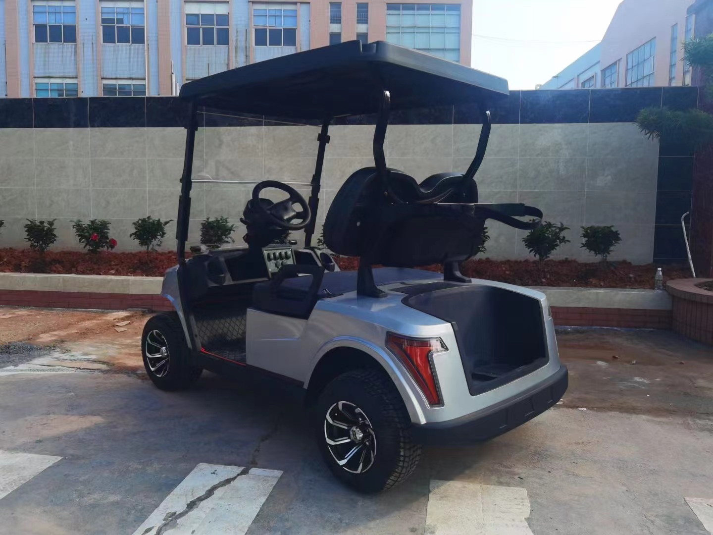 HXDR2+2 golf cart